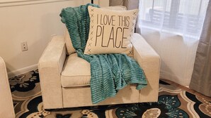 Uklassifisert bilde, 5 av 18, knapp