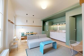 Apartment | 2 bedrooms - Altido Charming 2-bed Flat w Shared Spaces (Paris)