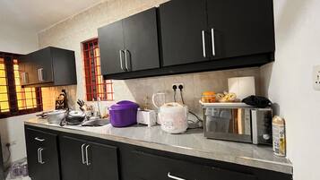 Microones, forn i placa de cuina