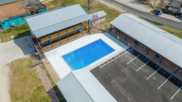 Condo, 1 phòng ngủ | Hồ bơi