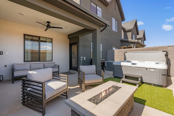 Townhome, 4 Bedrooms | Terrace/patio