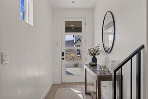 Townhome, 4 Bedrooms | Interior