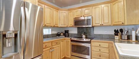 联排别墅, 2 间卧室 | 私人厨房 | 冰箱、烤箱、茶具/咖啡用具、烤面包机