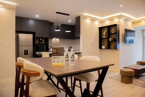 Apartamento | 3 dormitorios y Internet