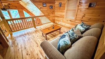 Smart-tv en een open haard