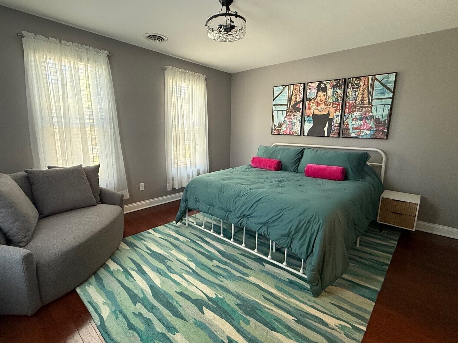 2 bedrooms, Internet, bed sheets