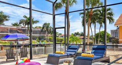Florida-Style Home | Pool, Kayak, Bikes, & Ping Pong