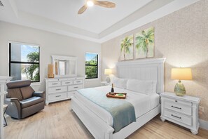 4 bedrooms, iron/ironing board, WiFi, bed sheets