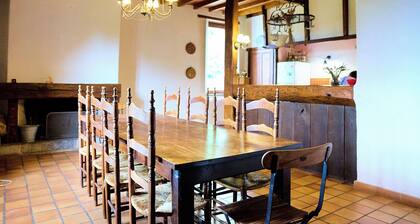 Casa Hourquet : nature, piscine et face Pyrénées