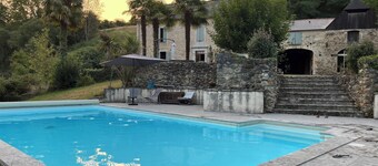 Casa Hourquet: nature, pool and the Pyrenees