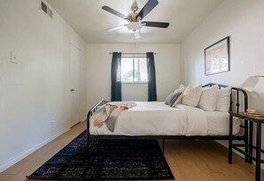 1 bedroom, iron/ironing board, WiFi, bed sheets