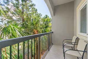 Property grounds - Walk, Swim, Sleep, Repeat – Alerio E202 (Miramar Beach)