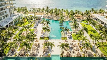 حمّام سباحة خارجي