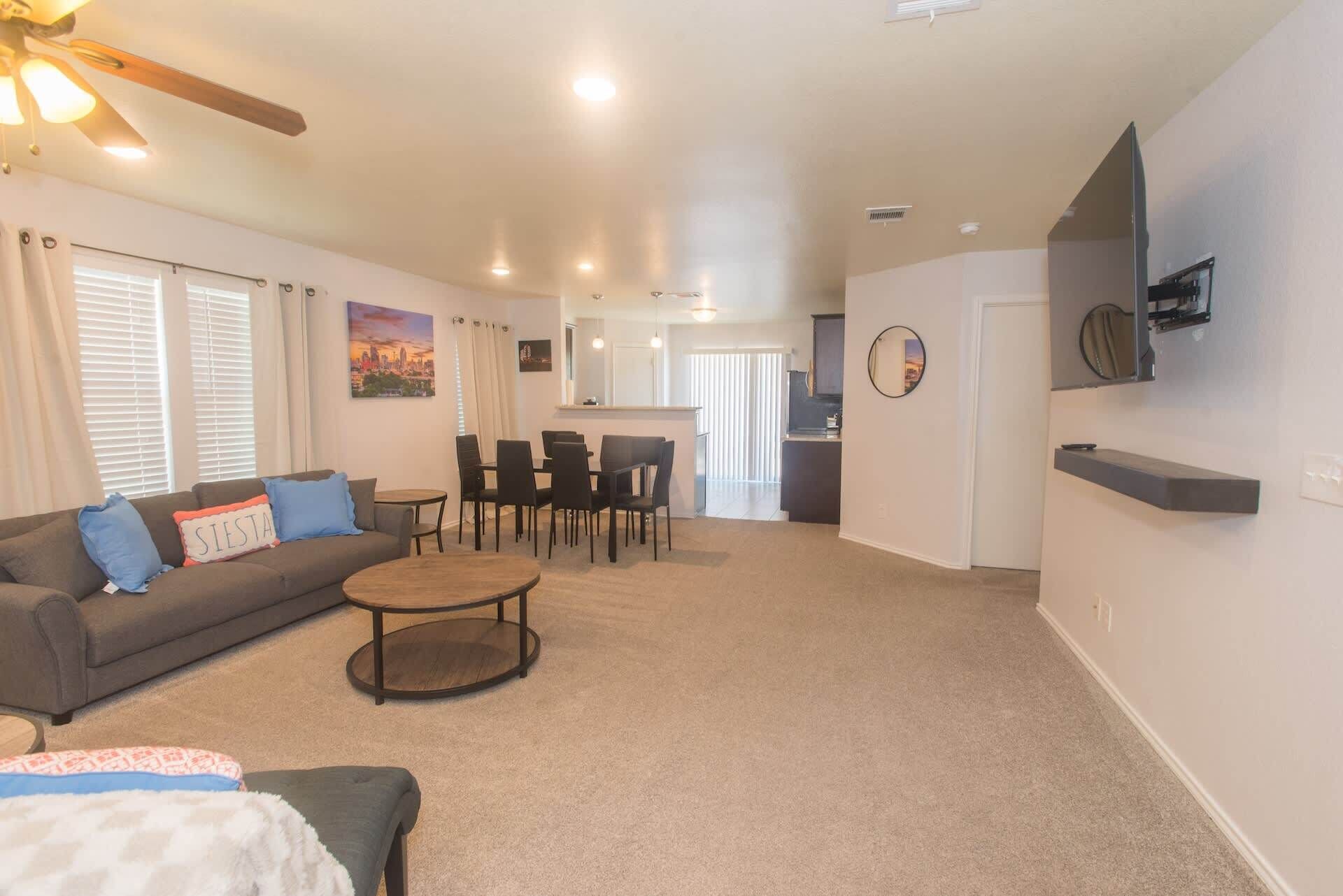 House, Multiple Beds, Patio, Garden View (The San Antone) | Living area | 42-inch flat-screen TV with digital channels