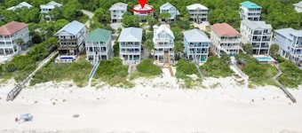 New 4 bedroom- St. George Island Pet Freindly