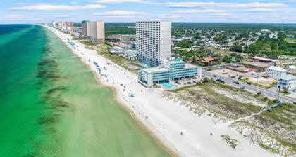 Mermaid Oasis | Updated 4th-Floor Studio w/ Pool & Gulf Views