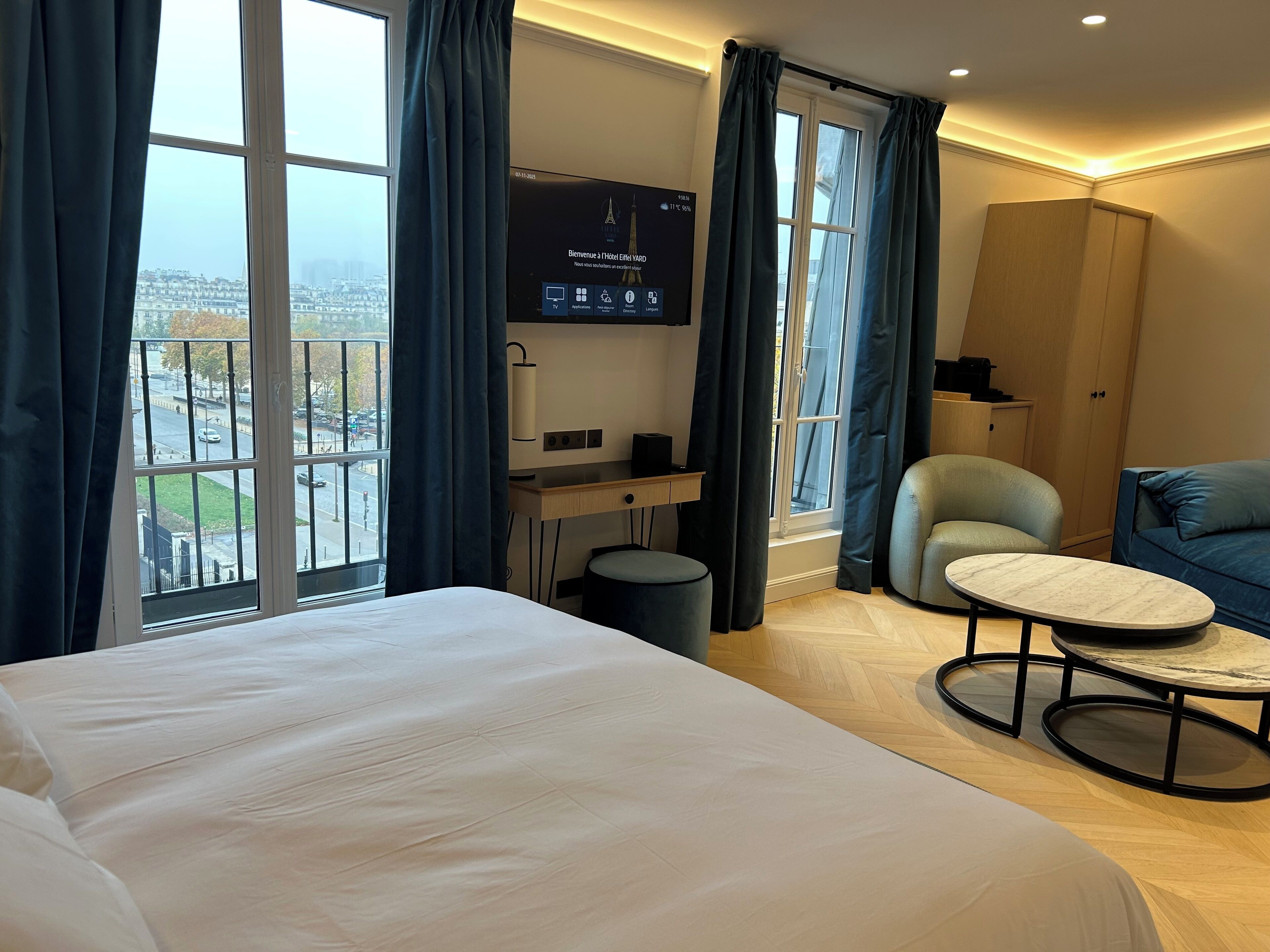 Junior Suite, City View | In-room safe, soundproofing, iron/ironing board, free WiFi