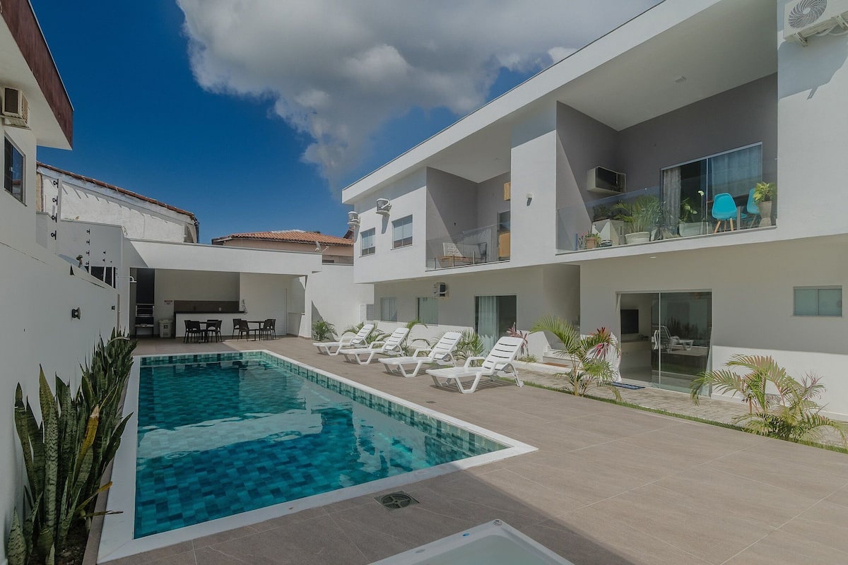 Basic Apartment | Pool