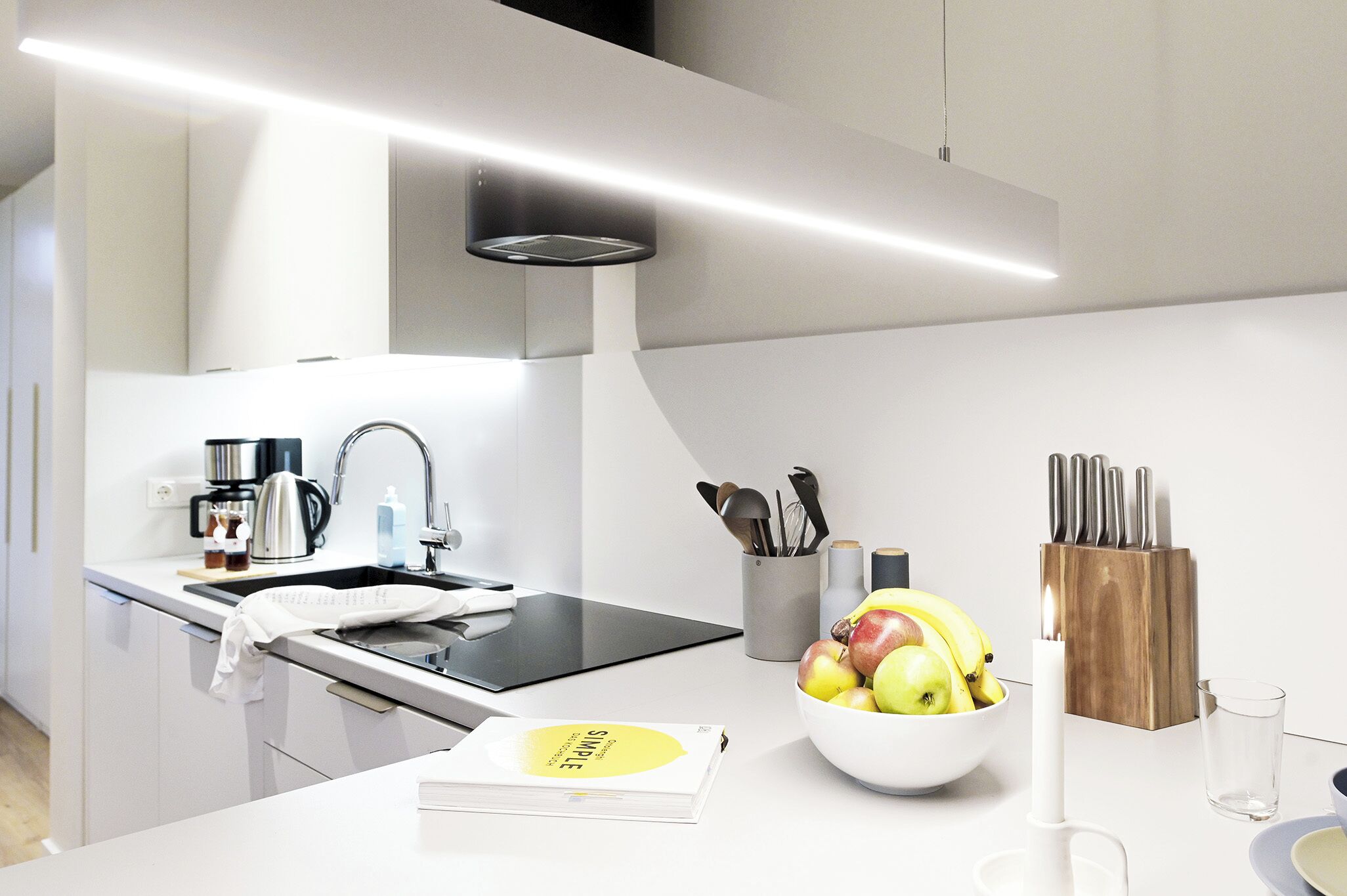 Køleskab, ovn, kogeplade, opvaskemaskine