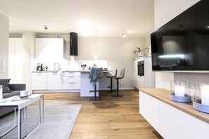 Fridge, oven, stovetop, dishwasher - Op`n Diek - Beautiful Holiday Apartment with Sauna and Terrace (Fehmarn)