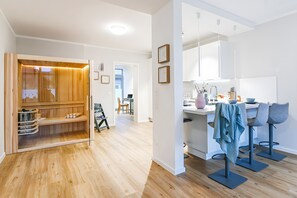 Dining - Klöönstuuv – New Holiday Apartment with Sauna and Terrace (Fehmarn)