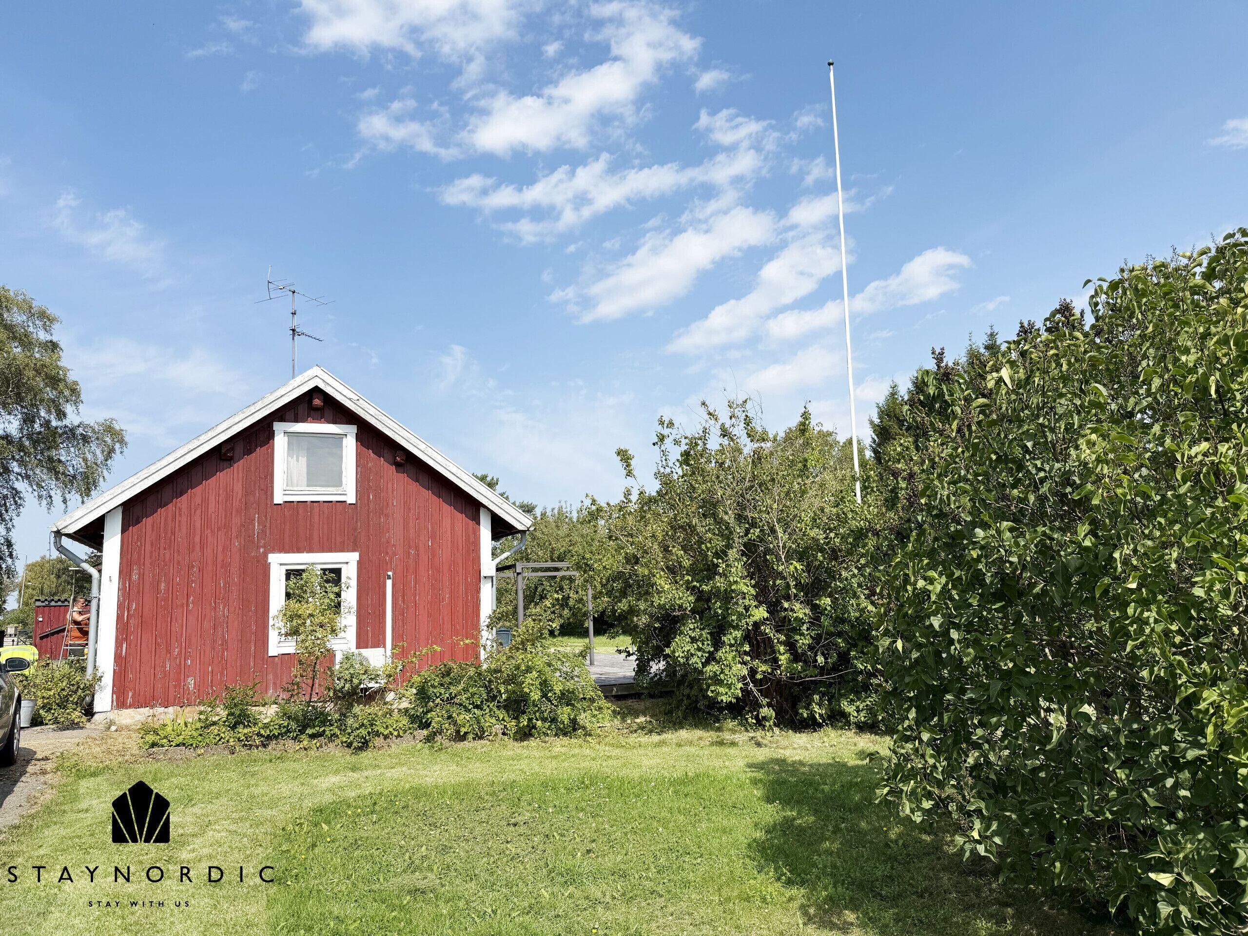 المنطقة المحيطة بالمنشأة