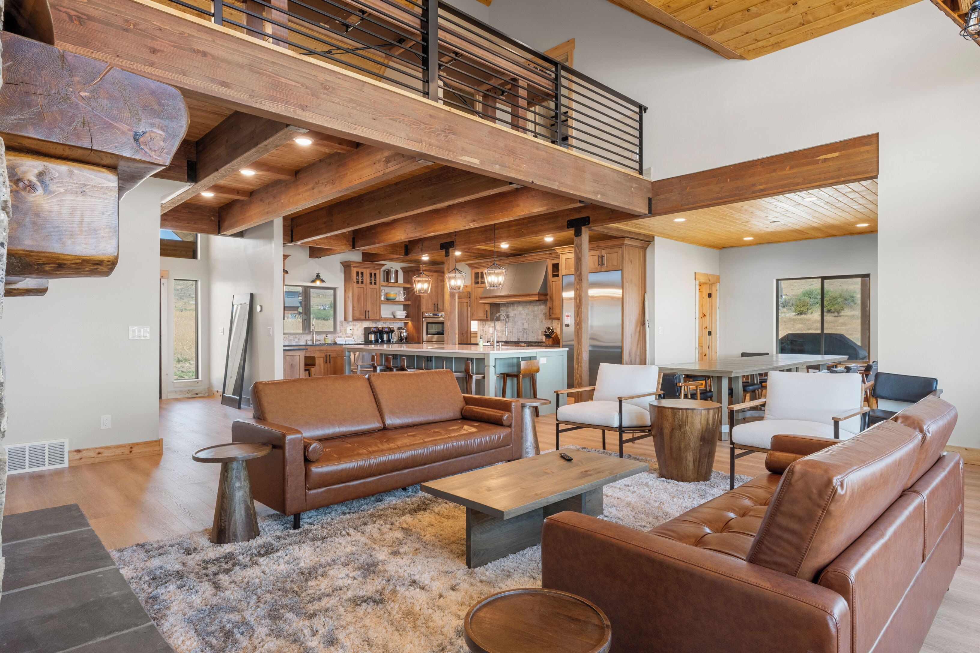 Smart TV, fireplace, video games