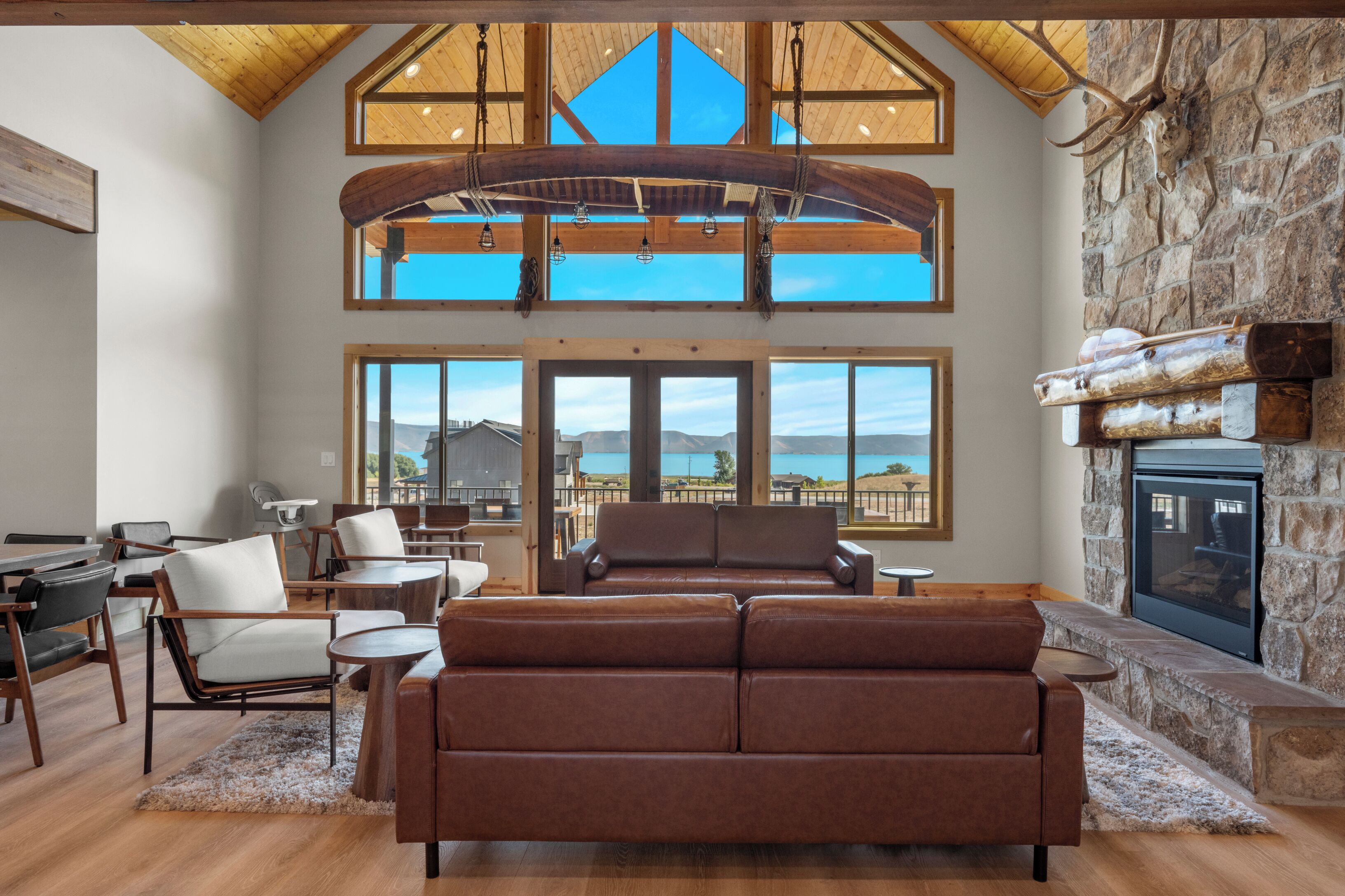 Smart TV, fireplace, video games