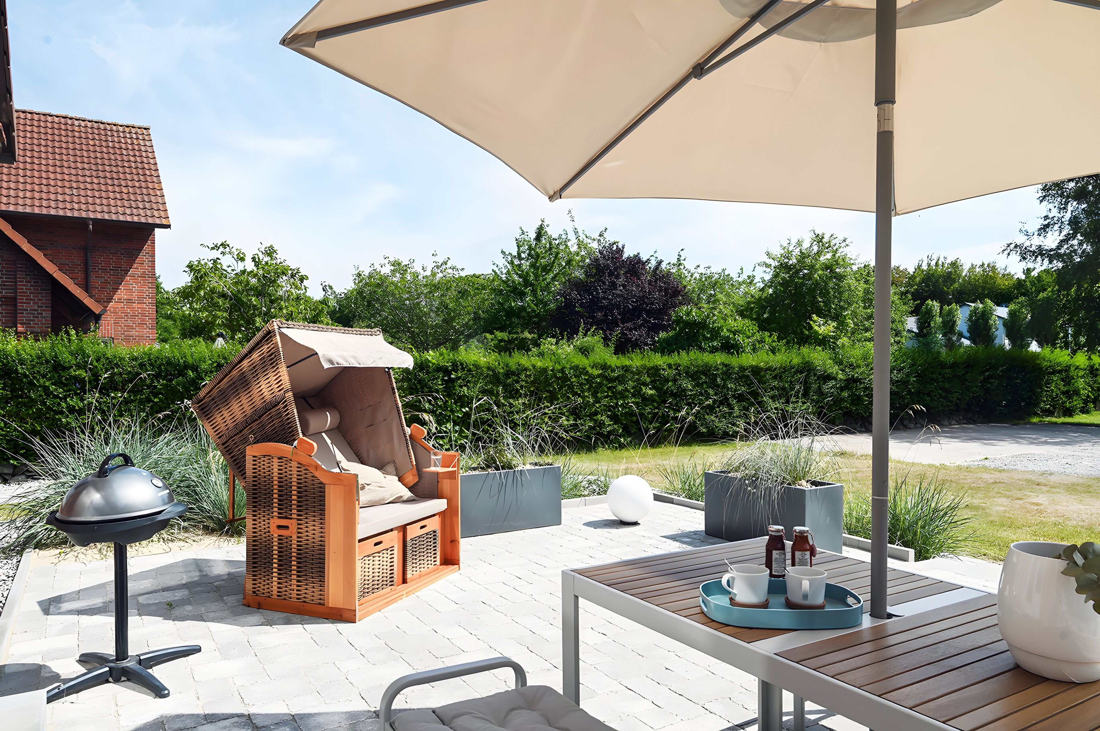 屋外ダイニングエリア