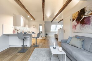 TV - Achterdörn Een – Beautiful Loft for Relaxation (Fehmarn)