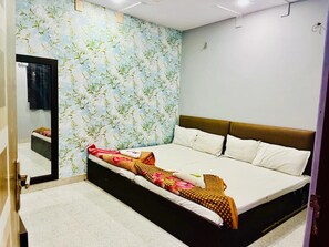 Free WiFi, bed sheets - Hotel Aliza palace Ajmer (Ajmer)