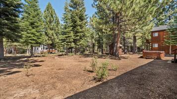 Ferienhaus, Mehrere Betten, Terrasse, Gartenblick (Cozy Aspen Haven) | Ausblick vom Zimmer
