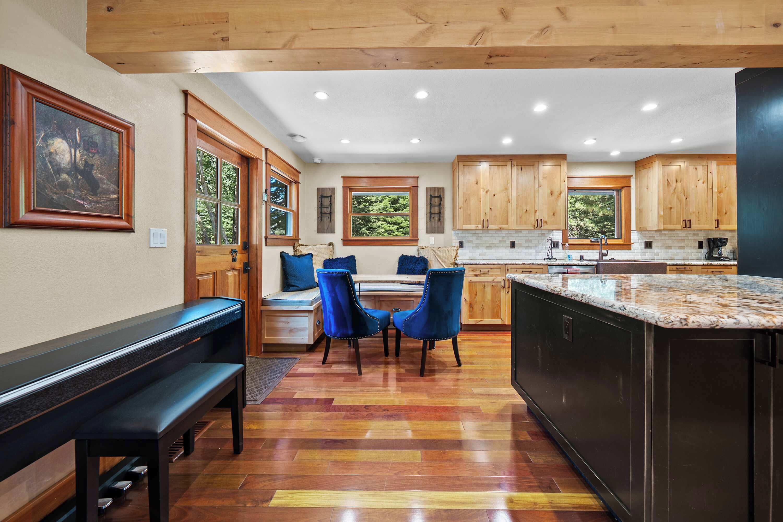 المنشأة من الداخل