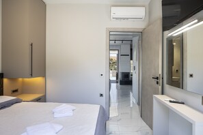 2 bedrooms