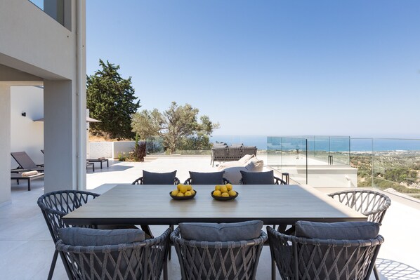 4 bedrooms - Villa Santa Irini 2 - With Heated Pool (Rethymno)