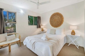 2 bedrooms, iron/ironing board, WiFi, bed sheets