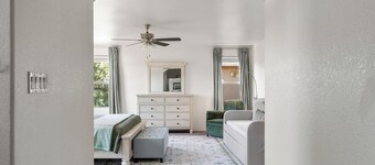 Spacious family friendly 5-bedroom house in enchanting Santa Fe