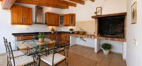 NEW Finca with swimming pool