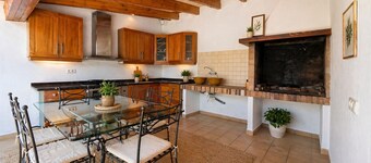 NEW Finca with swimming pool