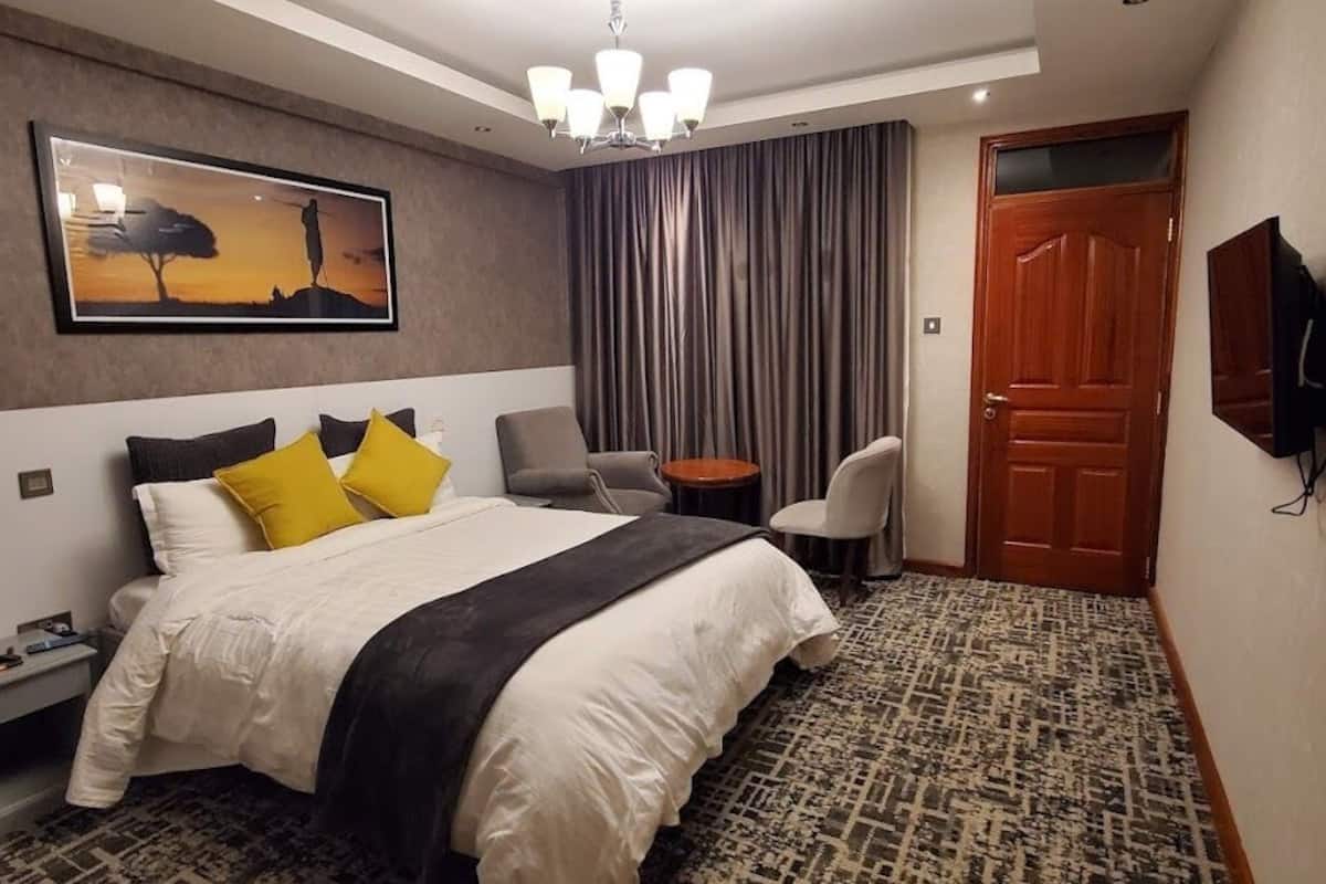Executive Double Room | Free WiFi