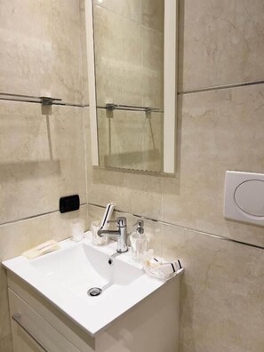 Slippers - Sofia Guest House (Roma)