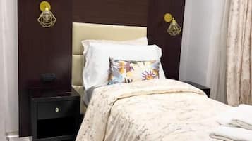 Einzelzimmer | Zimmersafe, Verdunkelungsvorhänge, schallisolierte Zimmer