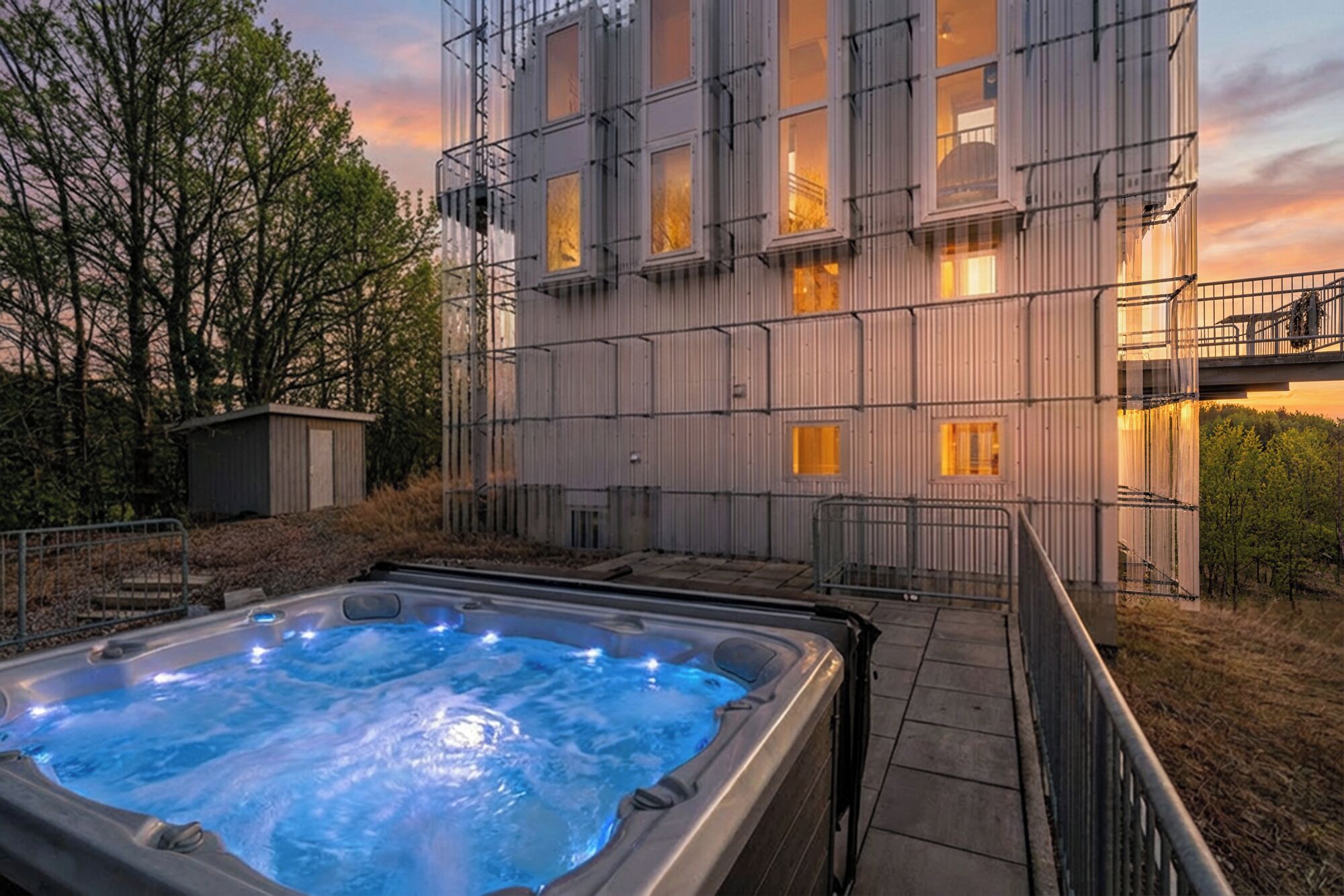 Bain à remous extérieur