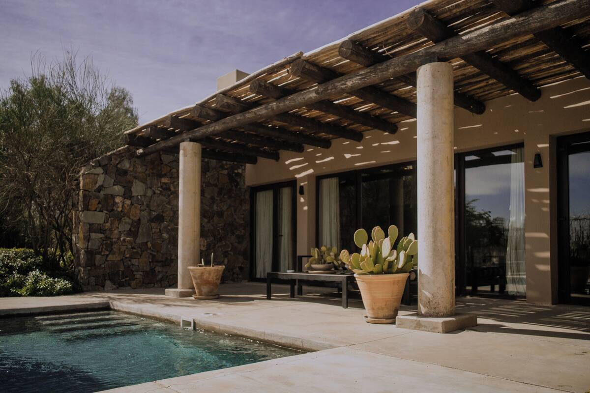 Two Bedroom Villa | Desk, iron/ironing board, free WiFi