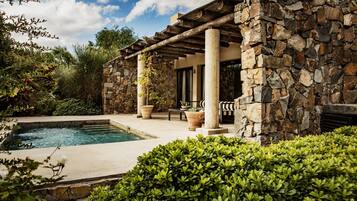 Villa, 2 Bedrooms | Terrace/patio