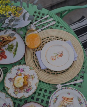 Free daily full breakfast - Awasi Mendoza (Ugarteche)