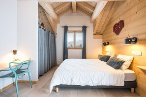 4 chambres, fer et planche à repasser, Wi-Fi, draps fournis