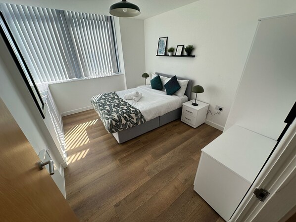 2 bedrooms, iron/ironing board, travel crib, free WiFi