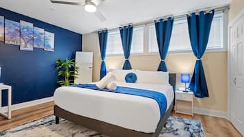 1 chambre, bureau, fer et planche Ă repasser, lit parapluie