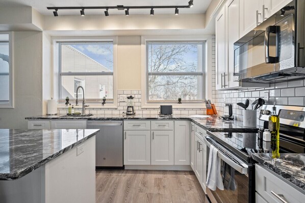 Fridge, microwave, oven, stovetop